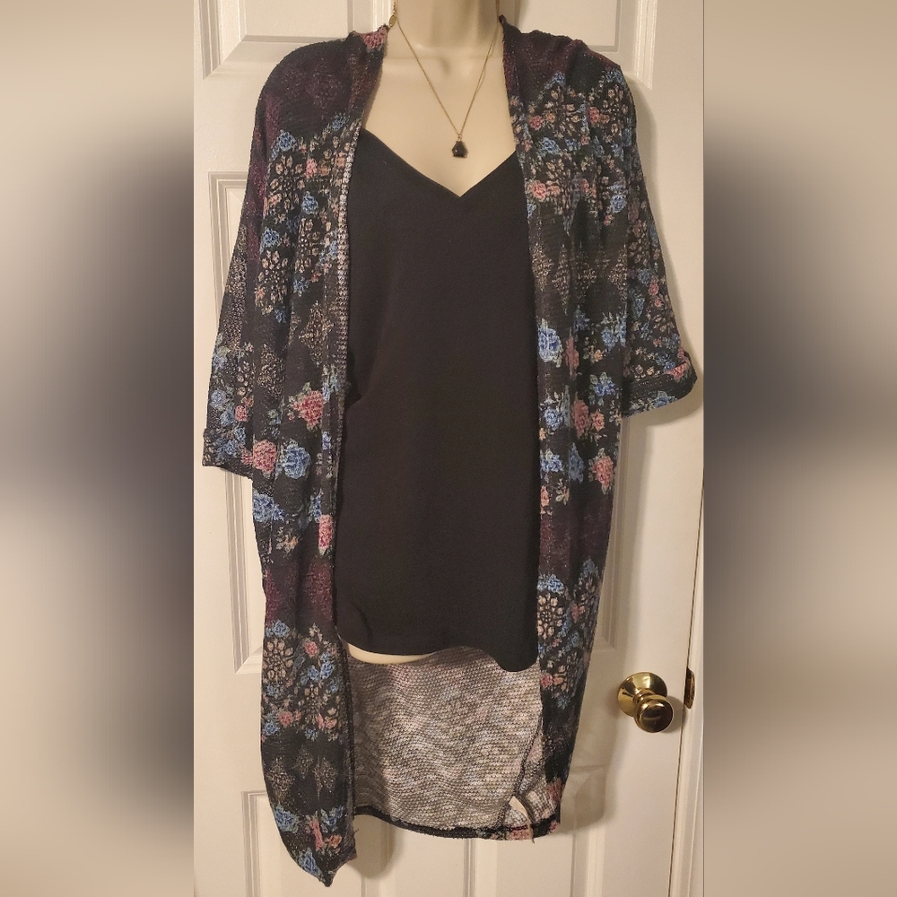 Floral Patterned Kimono Cardigan